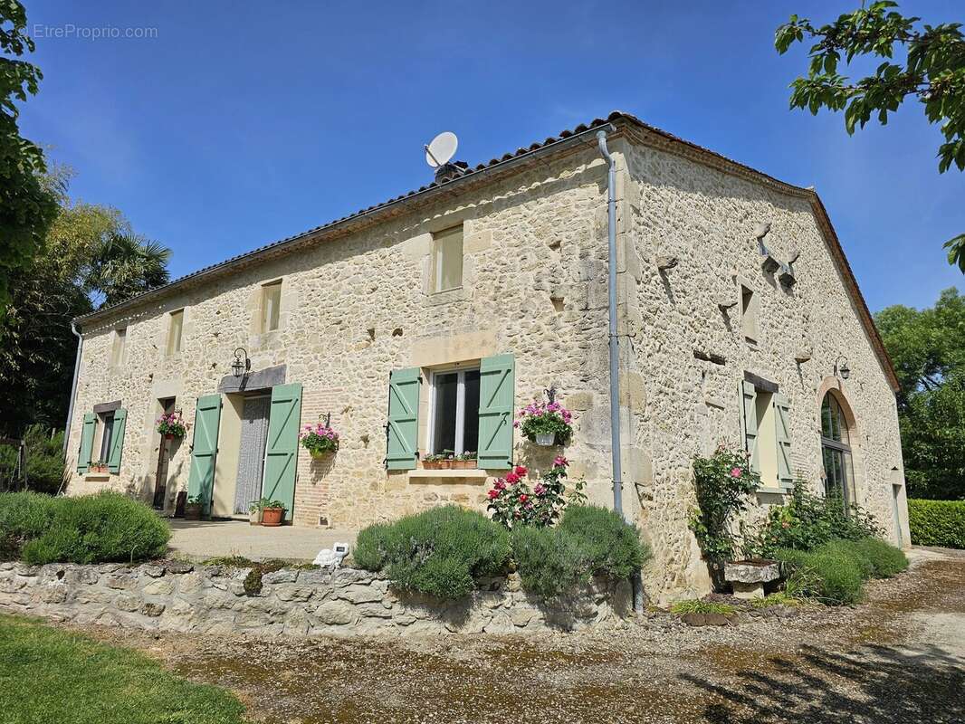 Maison à MONSEGUR
