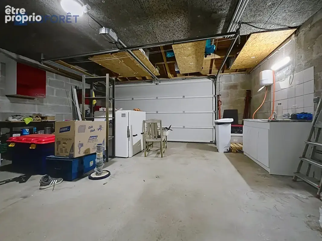 GUIDEL, Maison familiale de 5 chambres avec Vie de Plain Pied, jardin paysagé, et Centre Ville à pieds - photo 18