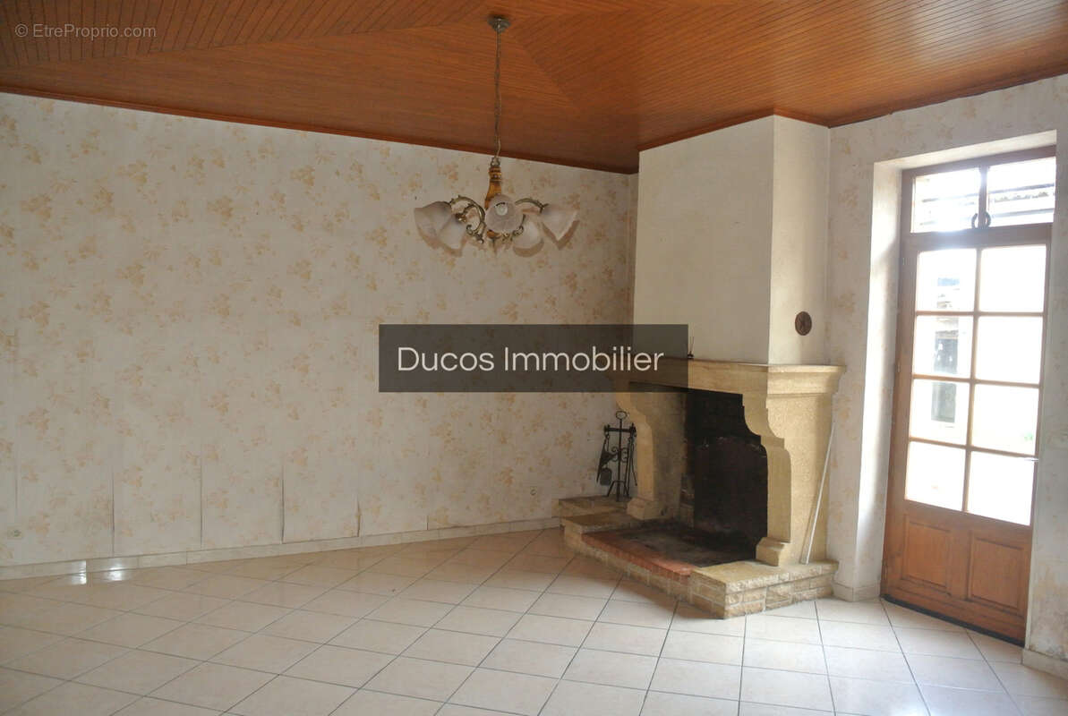 Maison à DURAS