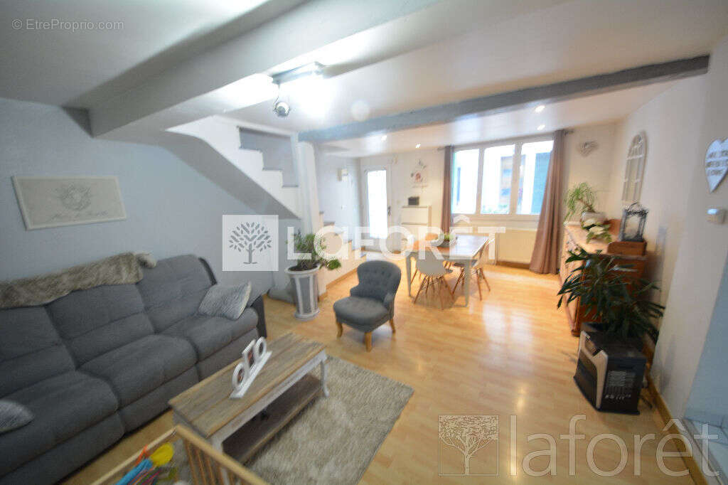 Maison à VILLEMUR-SUR-TARN