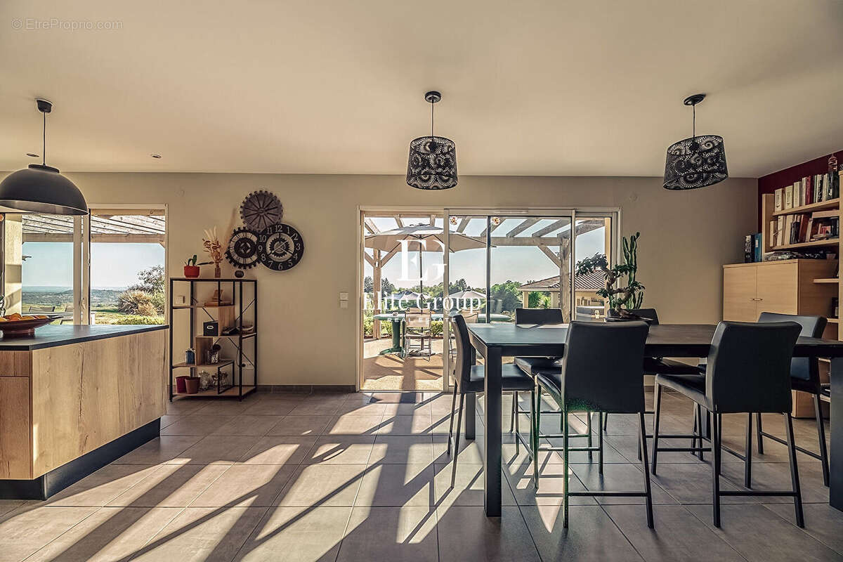 Maison à MARCILLAC-SAINT-QUENTIN