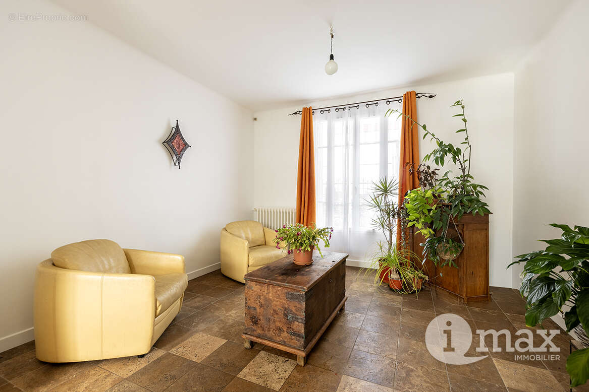 Maison à ASNIERES-SUR-SEINE