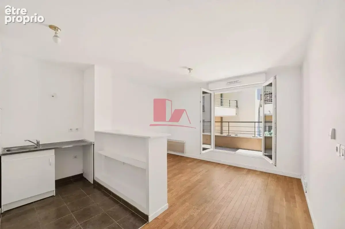 Chatillon centre - appartement 3 pieces de 53.37 m² - balcon - parking - photo 1