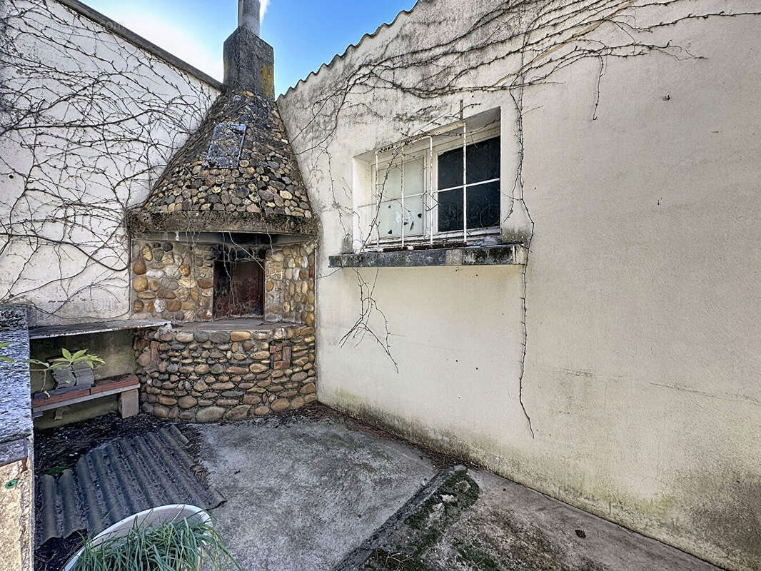 Maison à CHATEAUNEUF-DE-GADAGNE