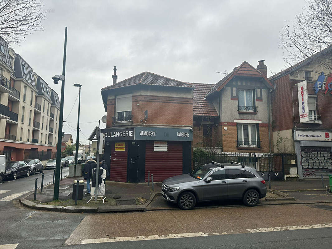 Commerce à LES PAVILLONS-SOUS-BOIS