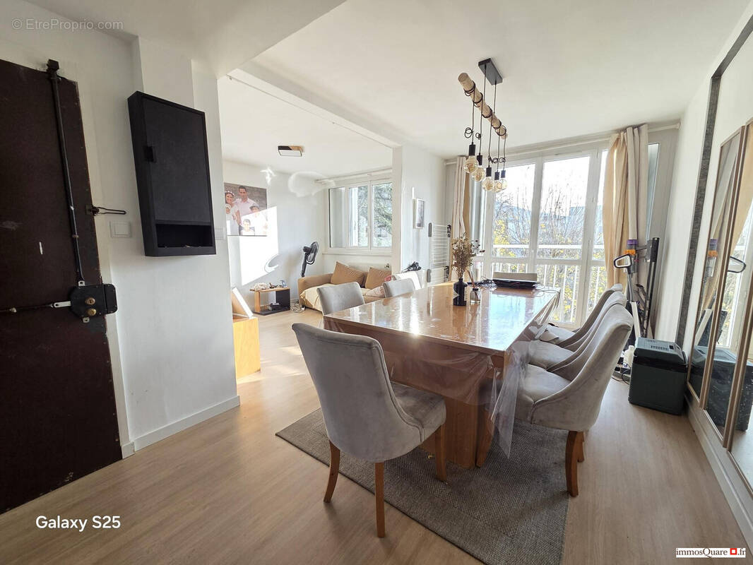 Appartement à SAINT-MARTIN-D&#039;HERES