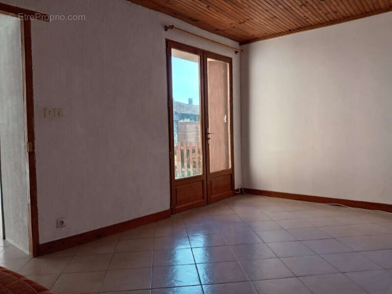 Maison à PRAT-BONREPAUX