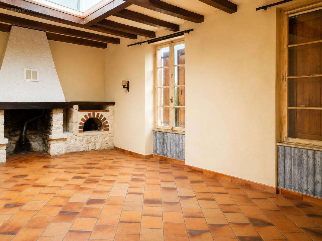 Maison 126 m² à Semussac  - photo 2