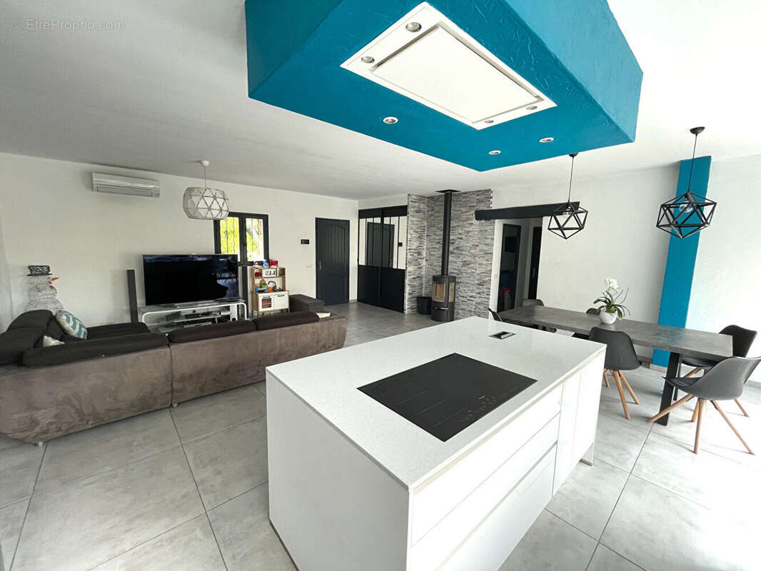 Maison à FORCALQUEIRET