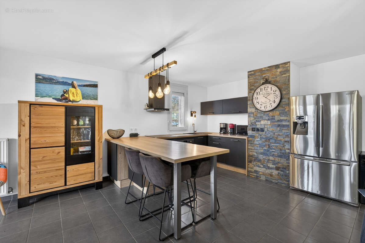 Appartement à MURES