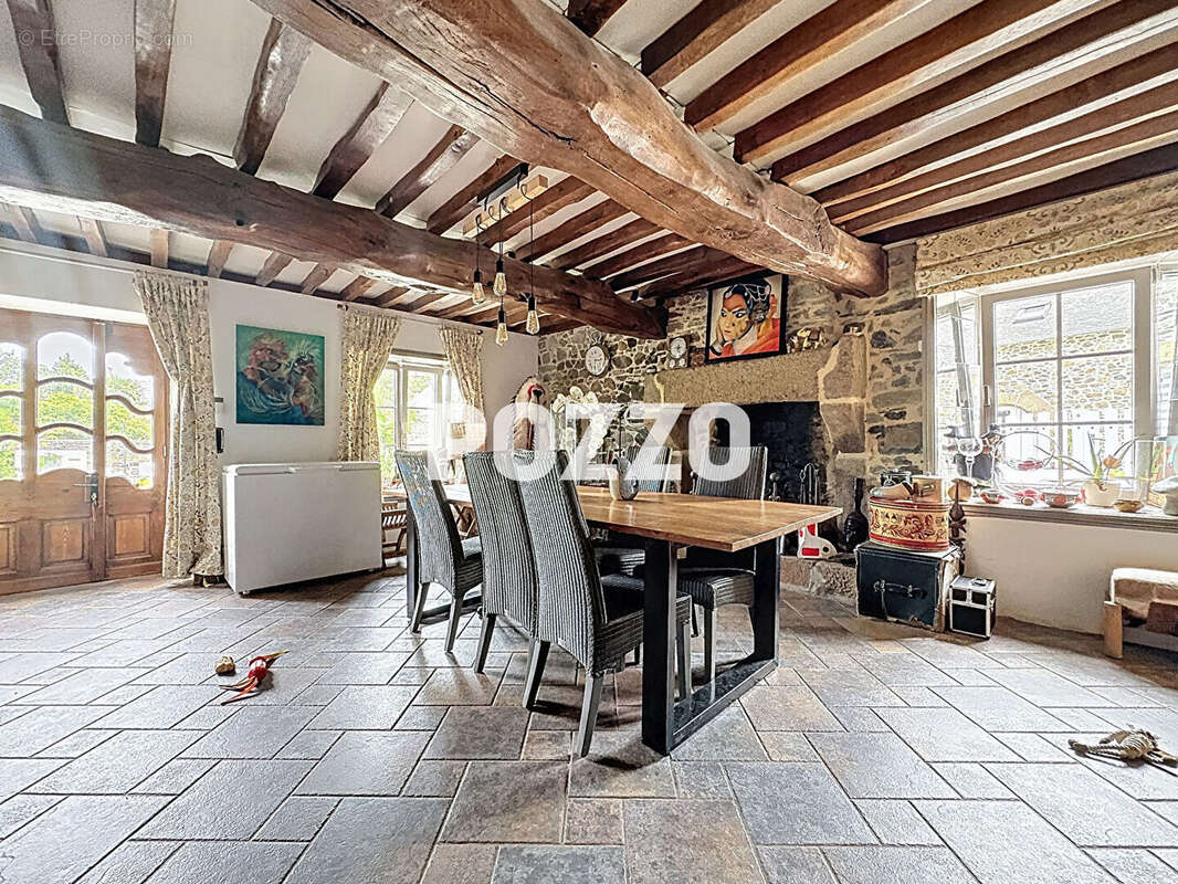 Maison de 8 pièces à vendre à BLAINVILLE SUR MER proche mer et commerces - photo 3