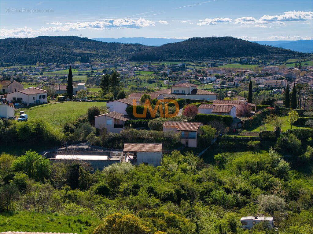 Ensemble de 6 maisons avec piscine - photo 9