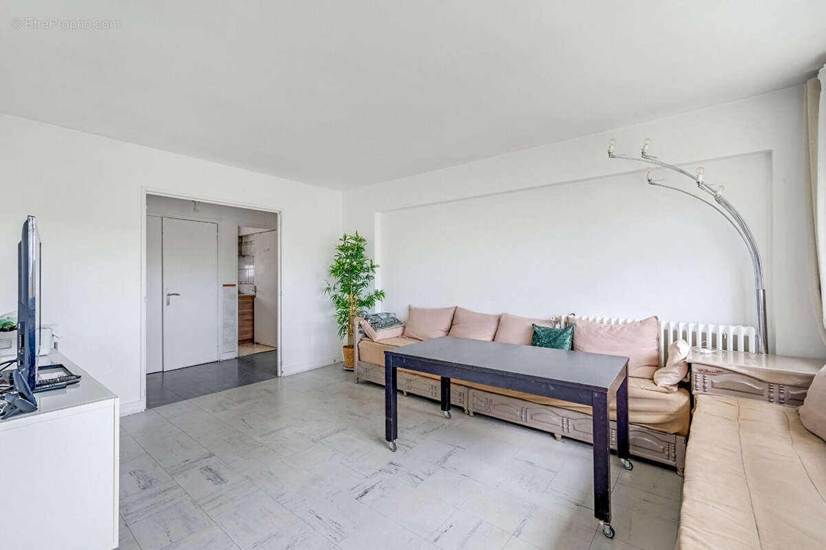 Appartement à CLICHY