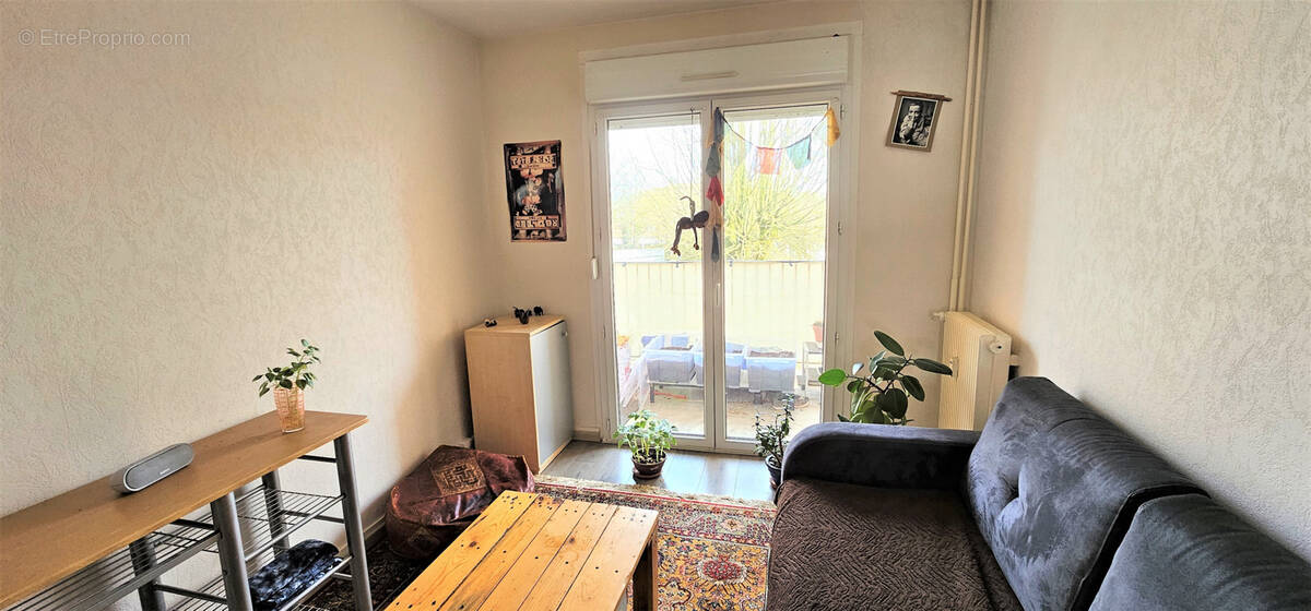 Appartement à CONTREXEVILLE