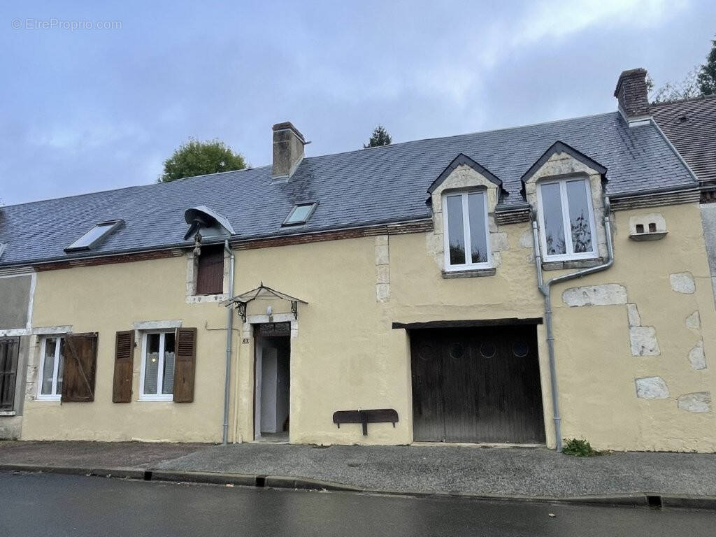 Maison à AUTHON-DU-PERCHE