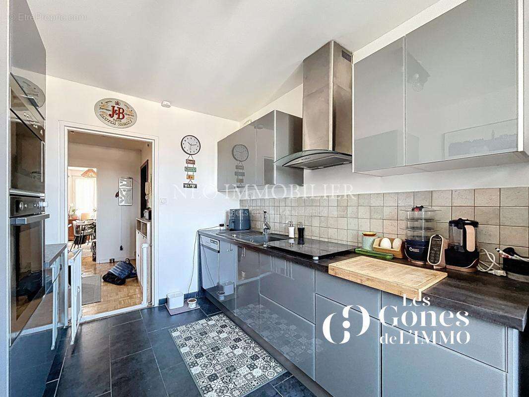 Appartement à LYON-5E