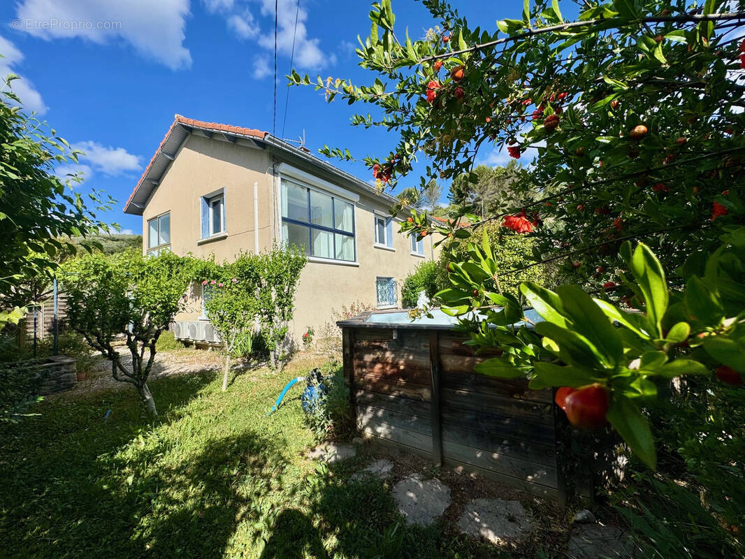 Maison à BUIS-LES-BARONNIES