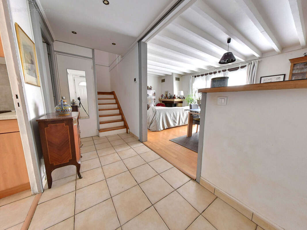 Maison Roissy En Brie - 5 Pièces - photo 2