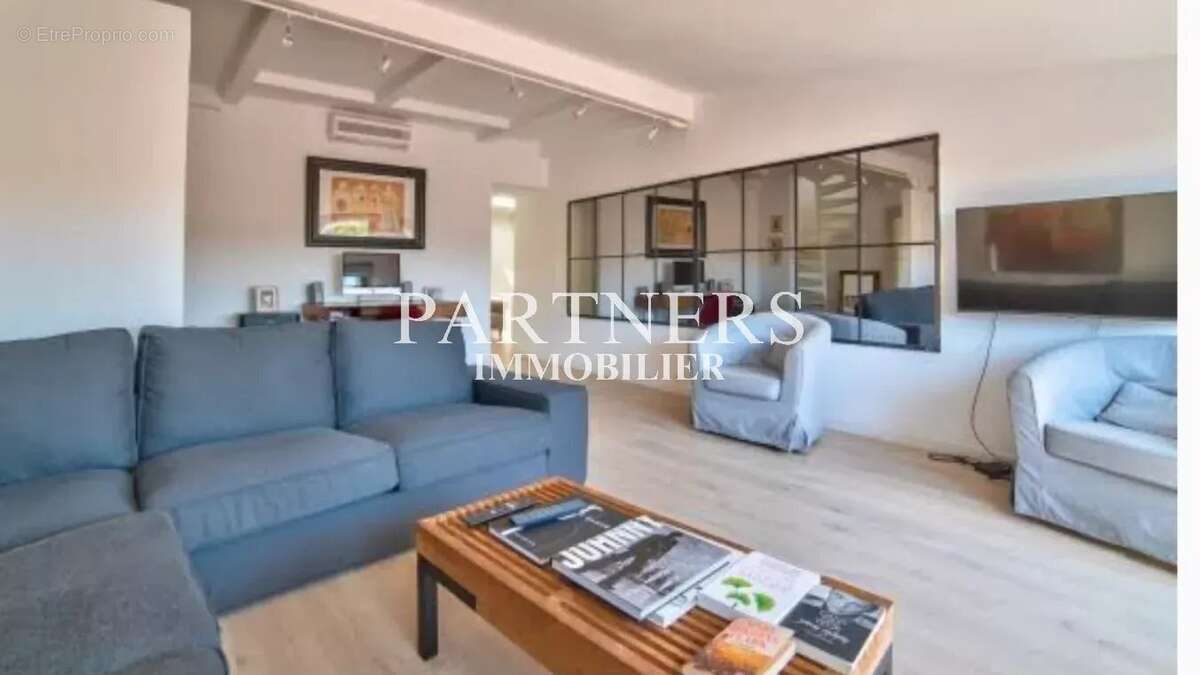 Appartement 121 m² à Aix-En-Provence  - photo 3