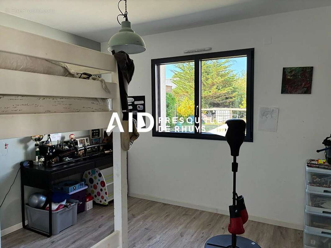Maison Surzur 6 pièce(s) 150 m2 - photo 13