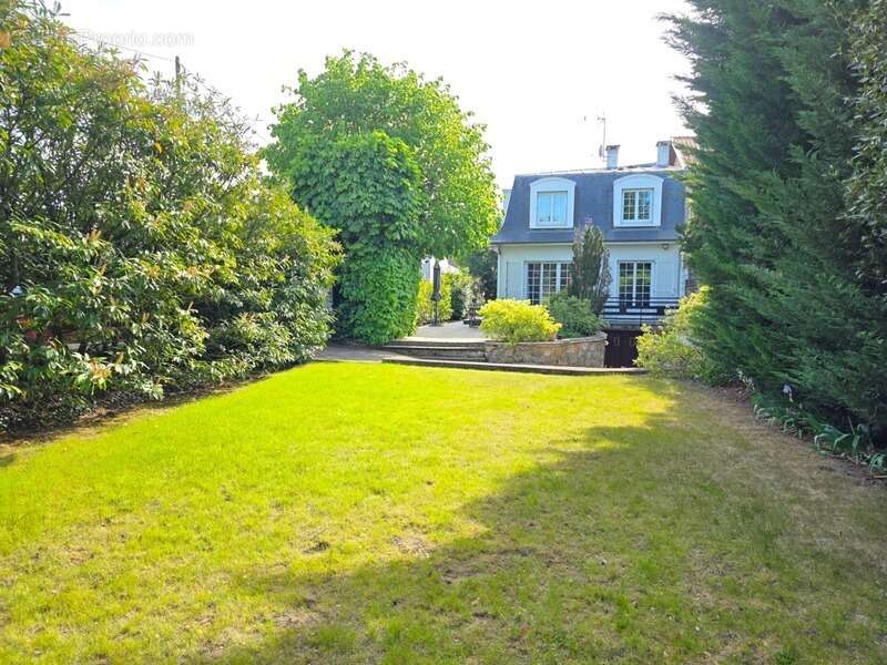 Maison à vendre 9 pièces CHATOU (78) - photo 19
