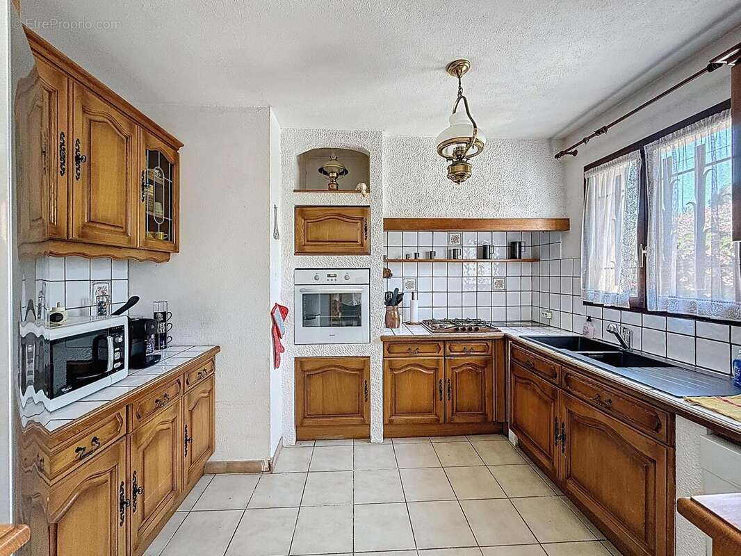 Photo 7 - Maison à ROQUEBRUNE-SUR-ARGENS