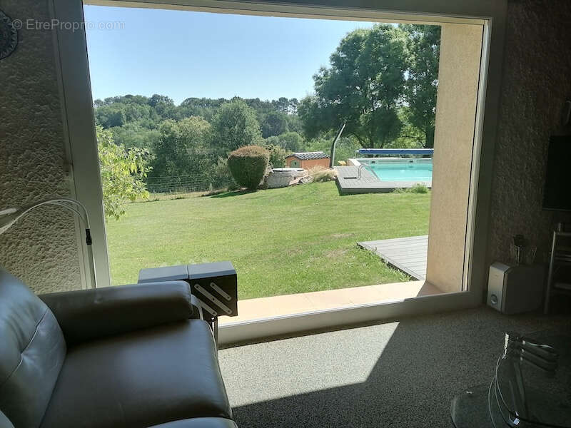 Maison à MONTLIEU-LA-GARDE