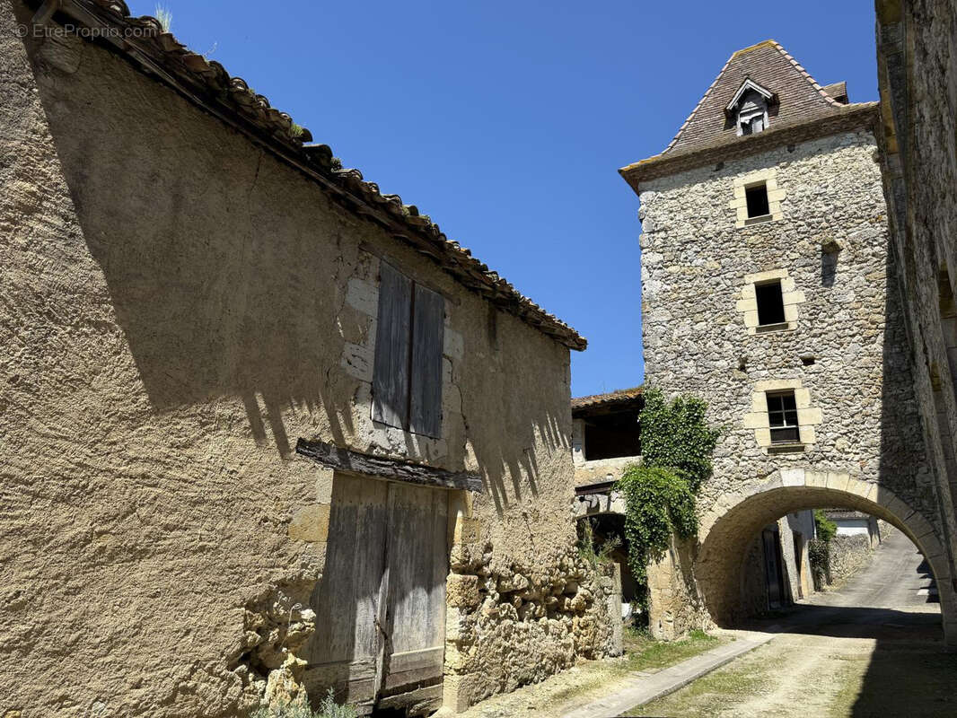 Maison à SAINT-PUY