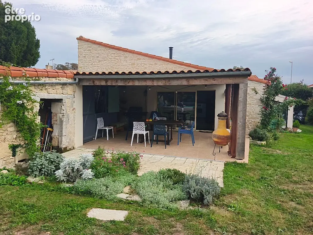 Maison de charme La Jarne 240 m2 - photo 14