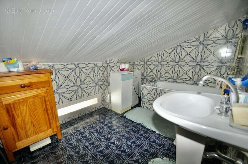 Dpt Alpes de Haute Provence (04), à vendre Proche ANNOT - Maison de village en Pierres 3 pièces 60 m² Terrasse - Sud - photo 11
