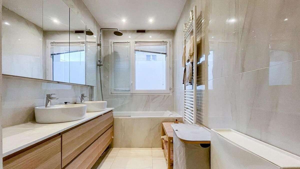 Photo 6 - Appartement à NEUILLY-SUR-SEINE