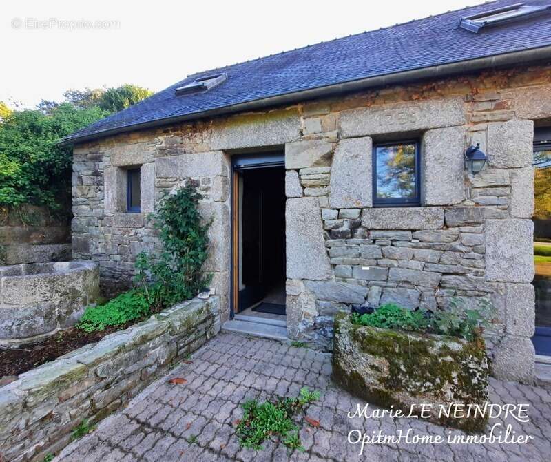 Maison à KERGRIST-MOELOU