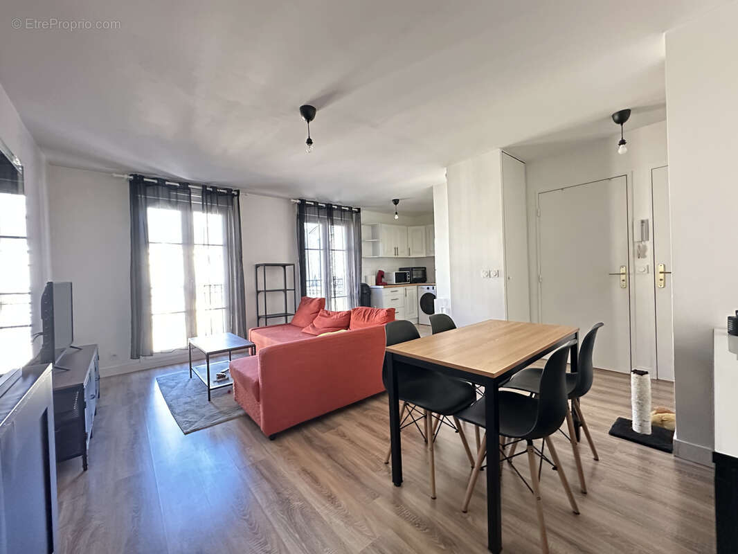 Appartement à SERRIS