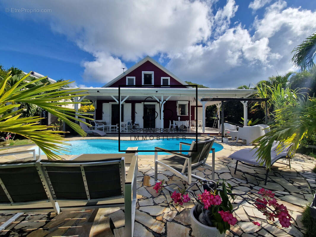 Maison à LA TRINITE