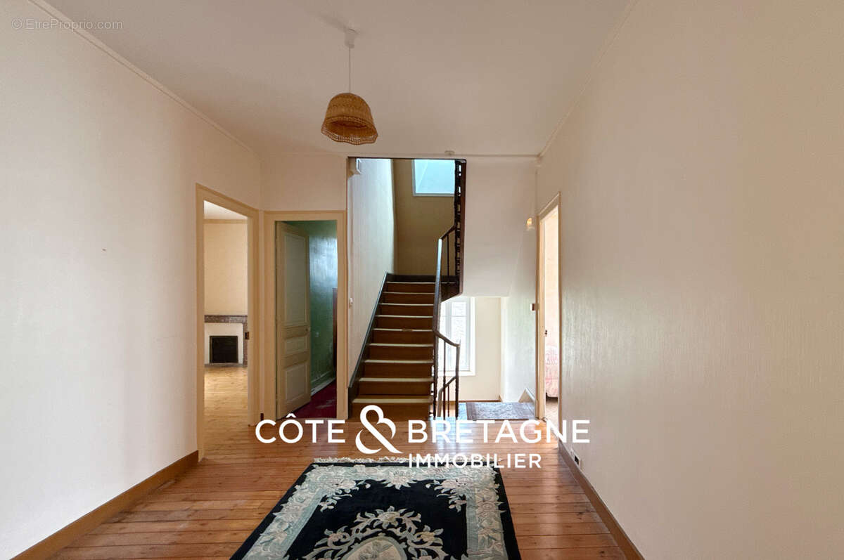 Maison à PLOEUC-SUR-LIE