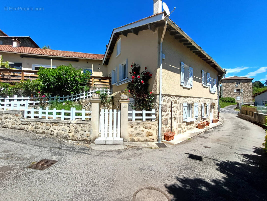 Maison à CHOMELIX