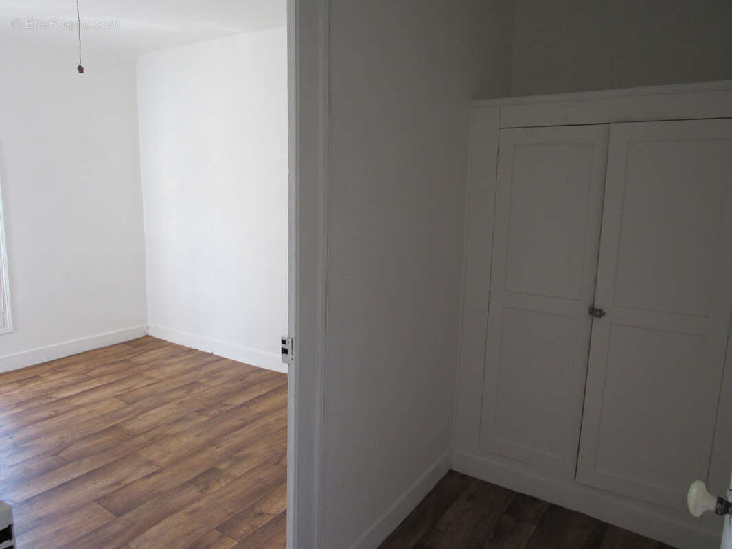 Maison à SAINT-CALAIS