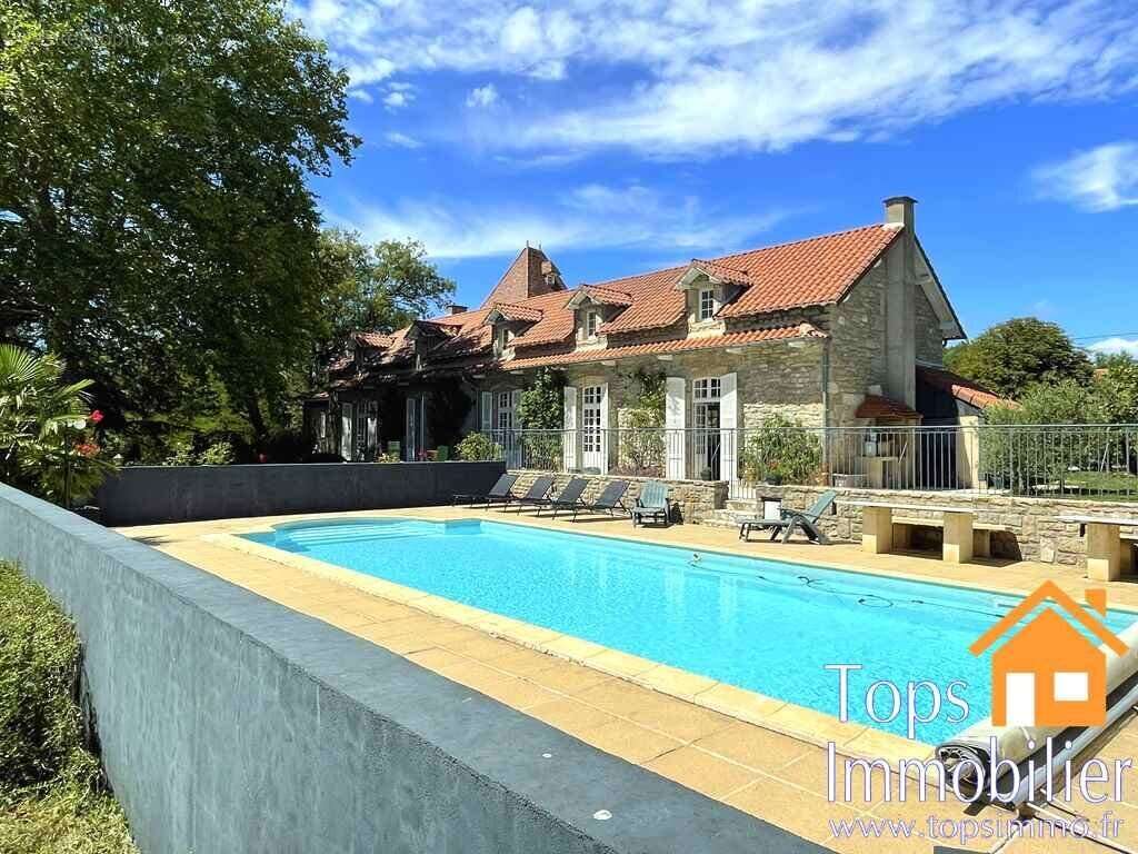 Maison à TOULONJAC