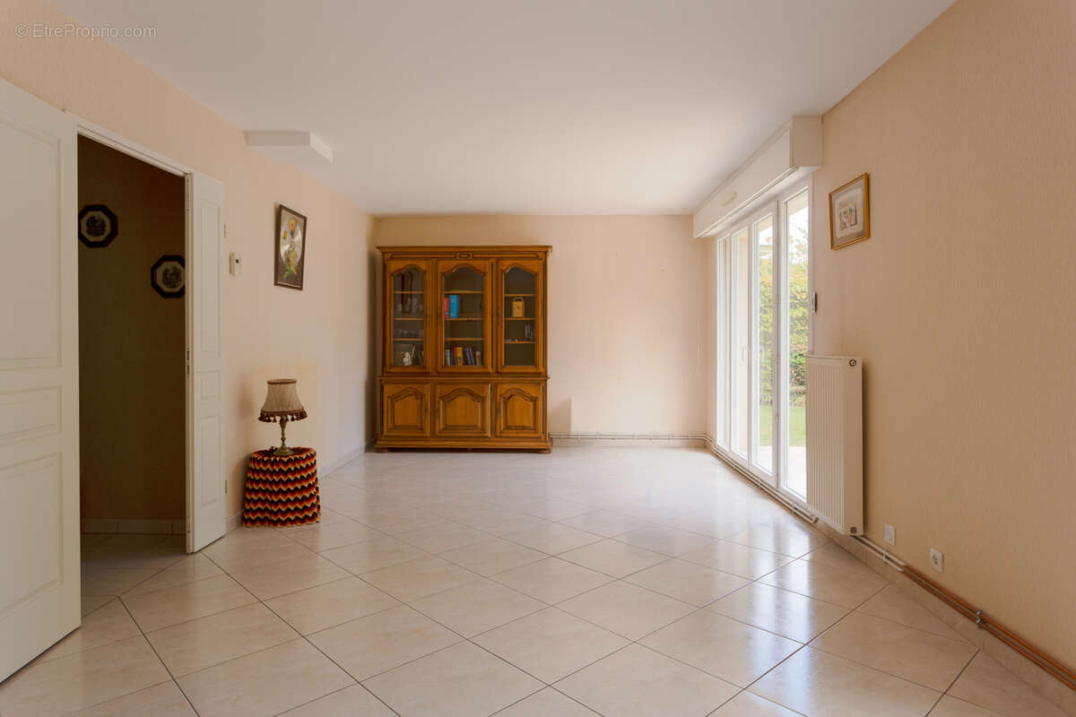 Maison à SARTROUVILLE