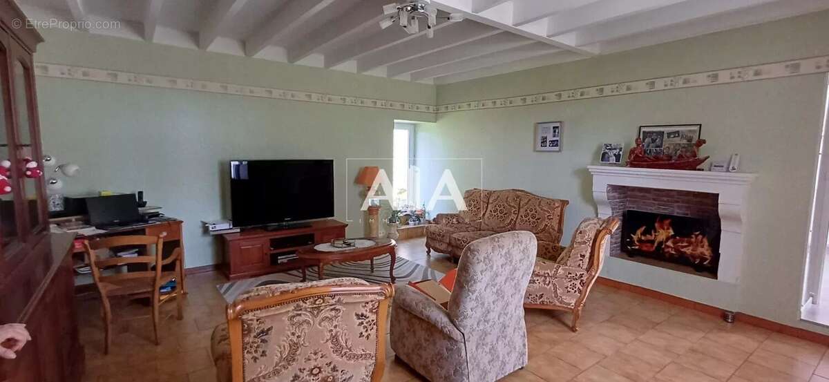 Maison à BRETTES