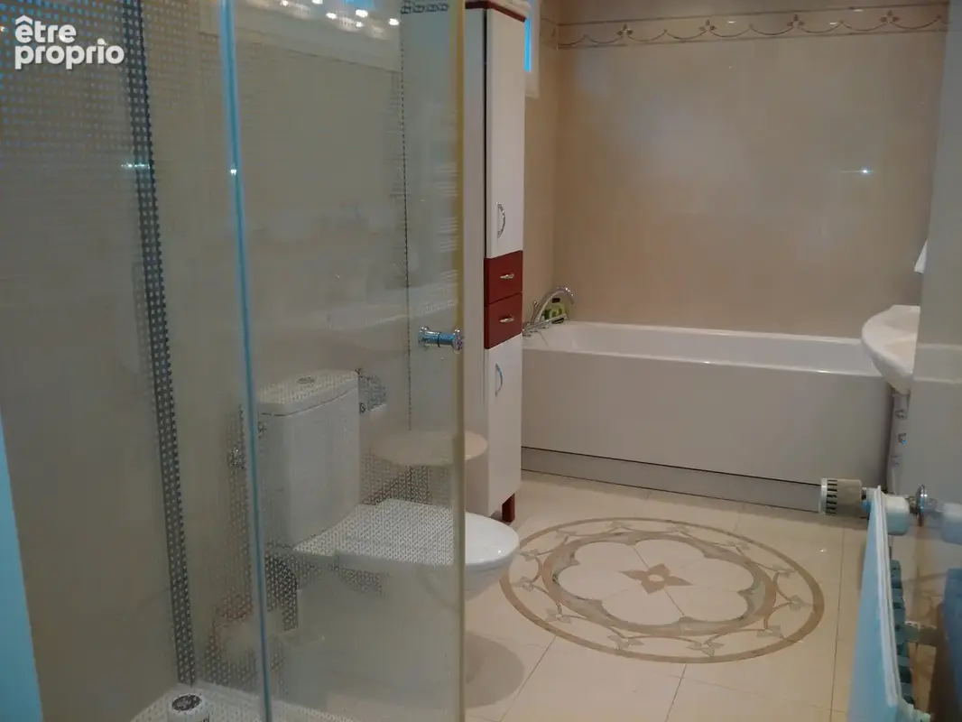 Propriete vence vue degagee collines piscine - photo 11