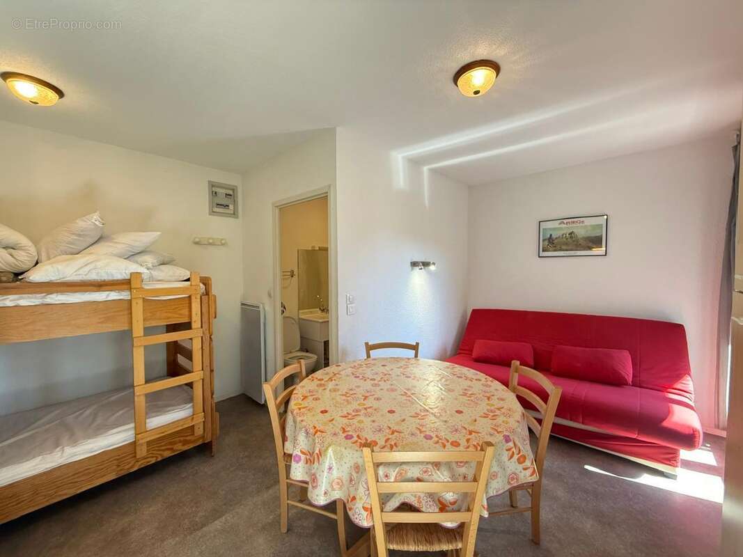   - Maison à PRADES