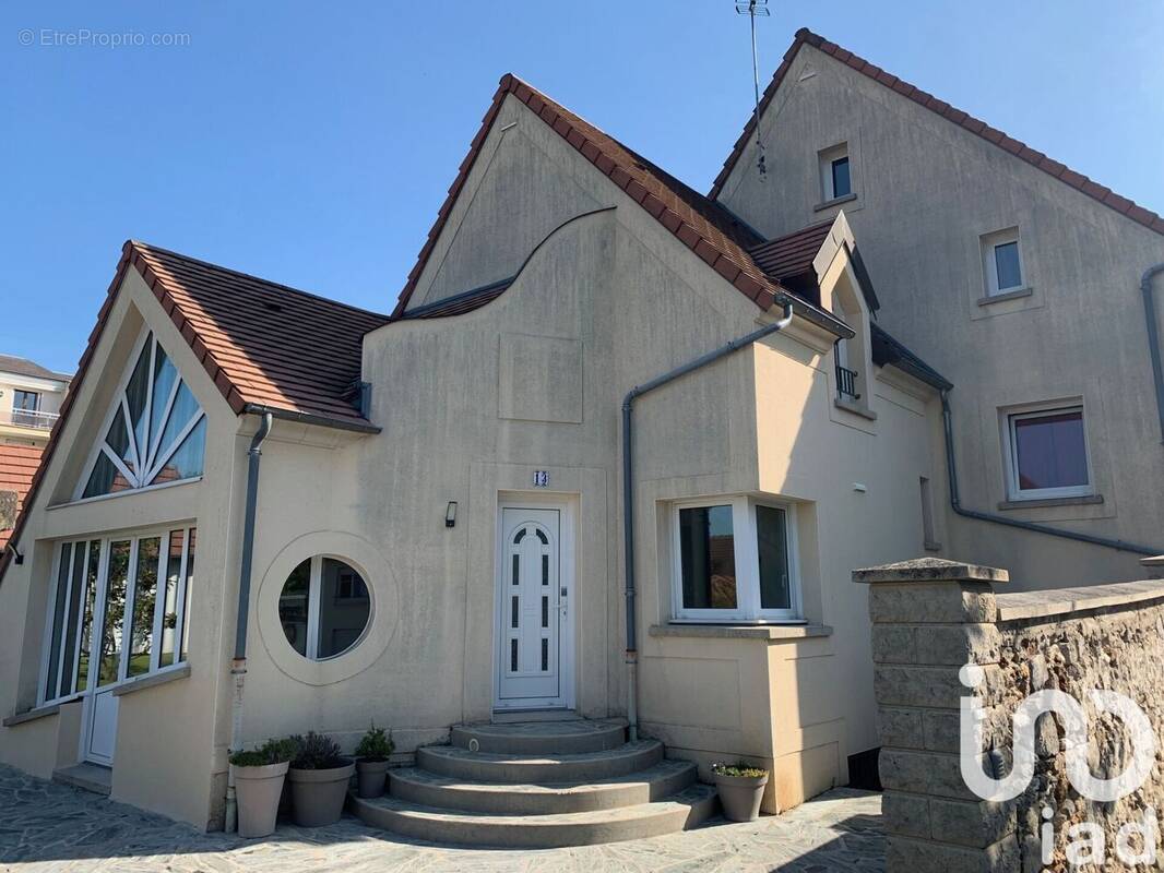 Photo 1 - Maison à CHATEAU-THIERRY