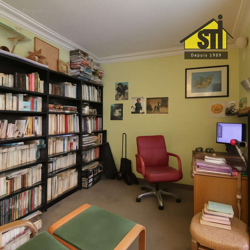 Appartement à PARIS-14E