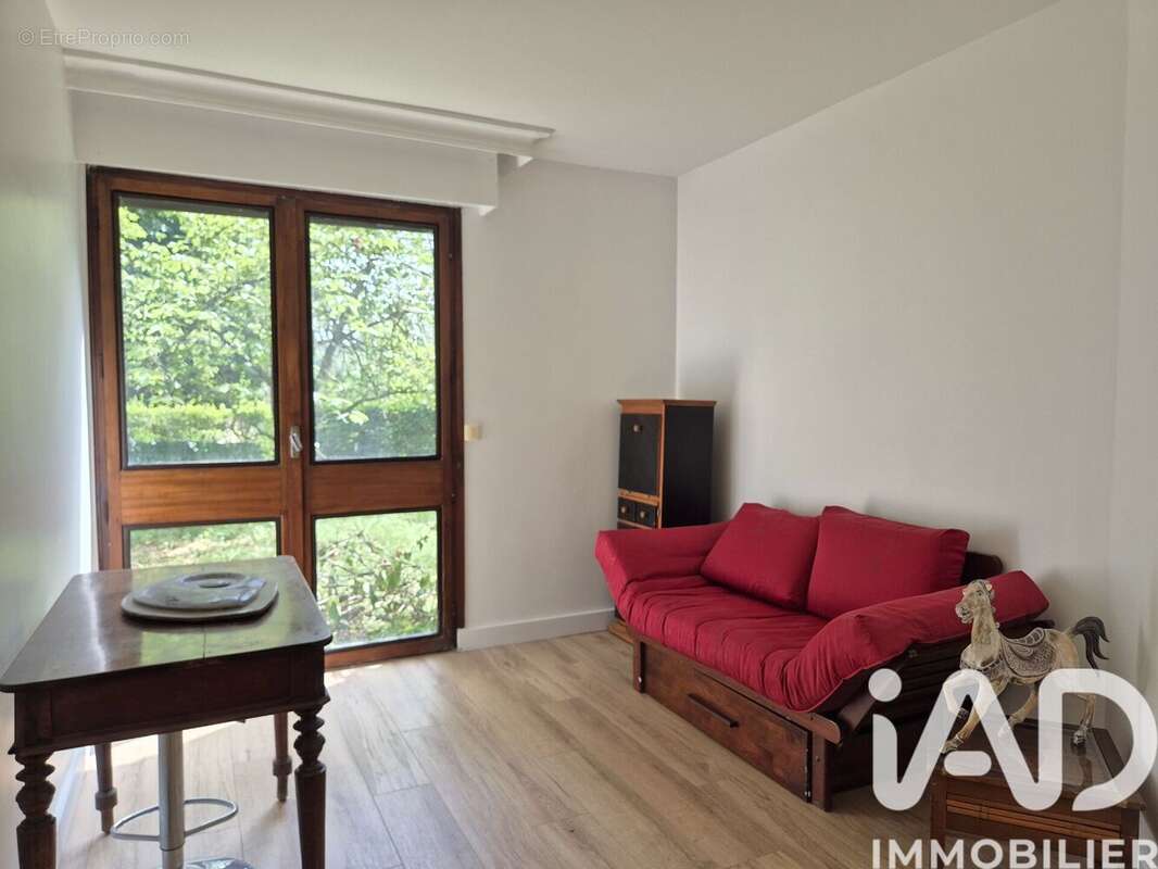 Photo 6 - Appartement à JOUY-EN-JOSAS
