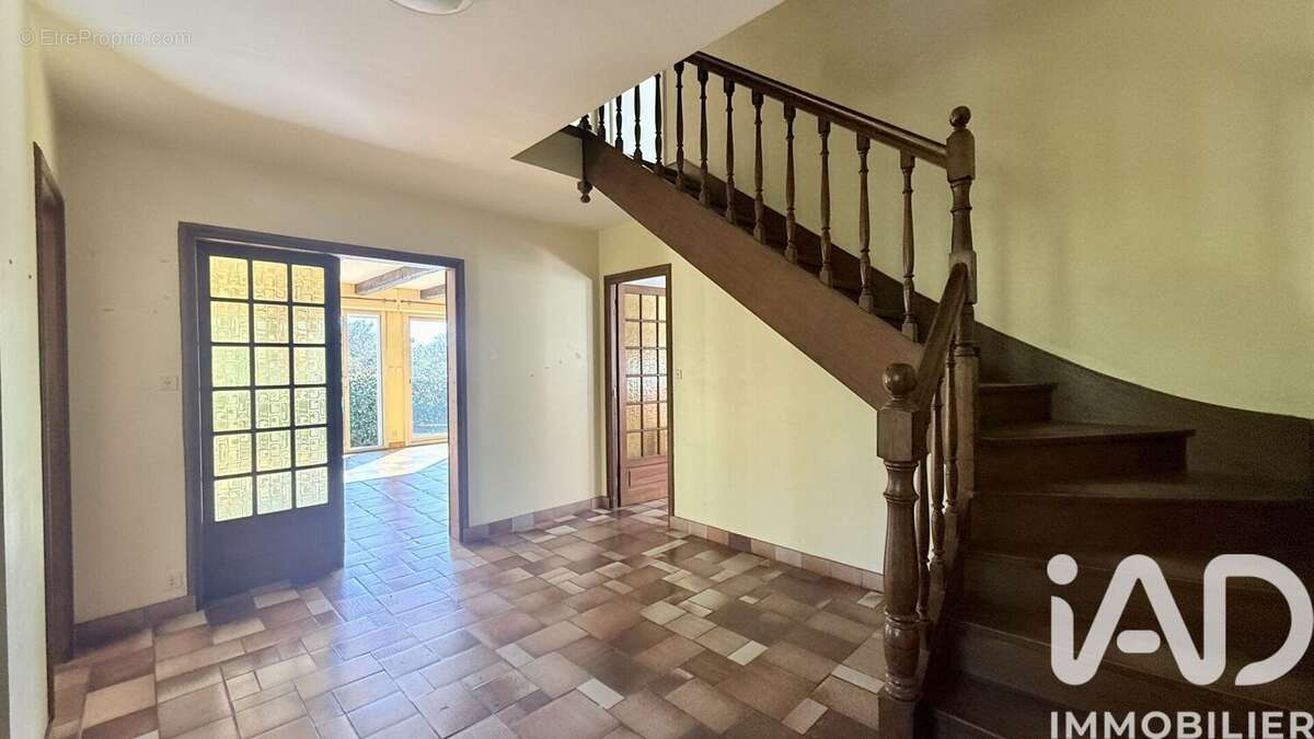 Photo 3 - Maison à SAINT-AVE