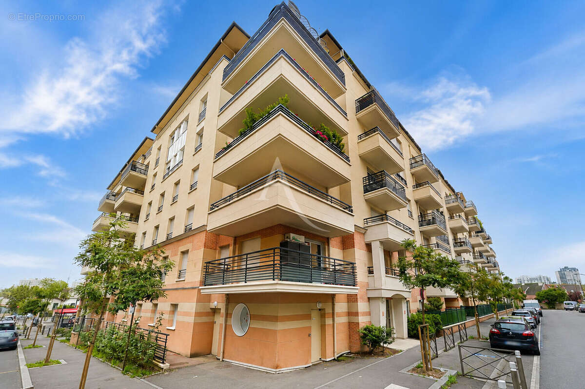 Appartement à ROSNY-SOUS-BOIS