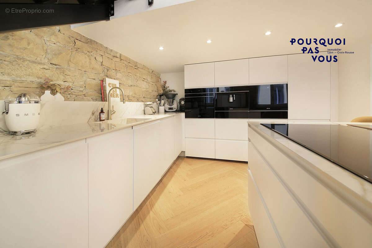 Appartement à LYON-4E