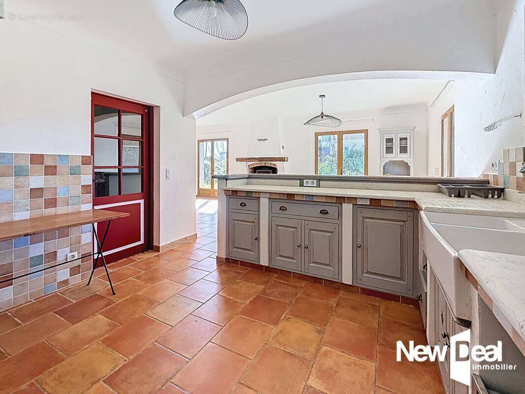 Maison à MONTAUROUX