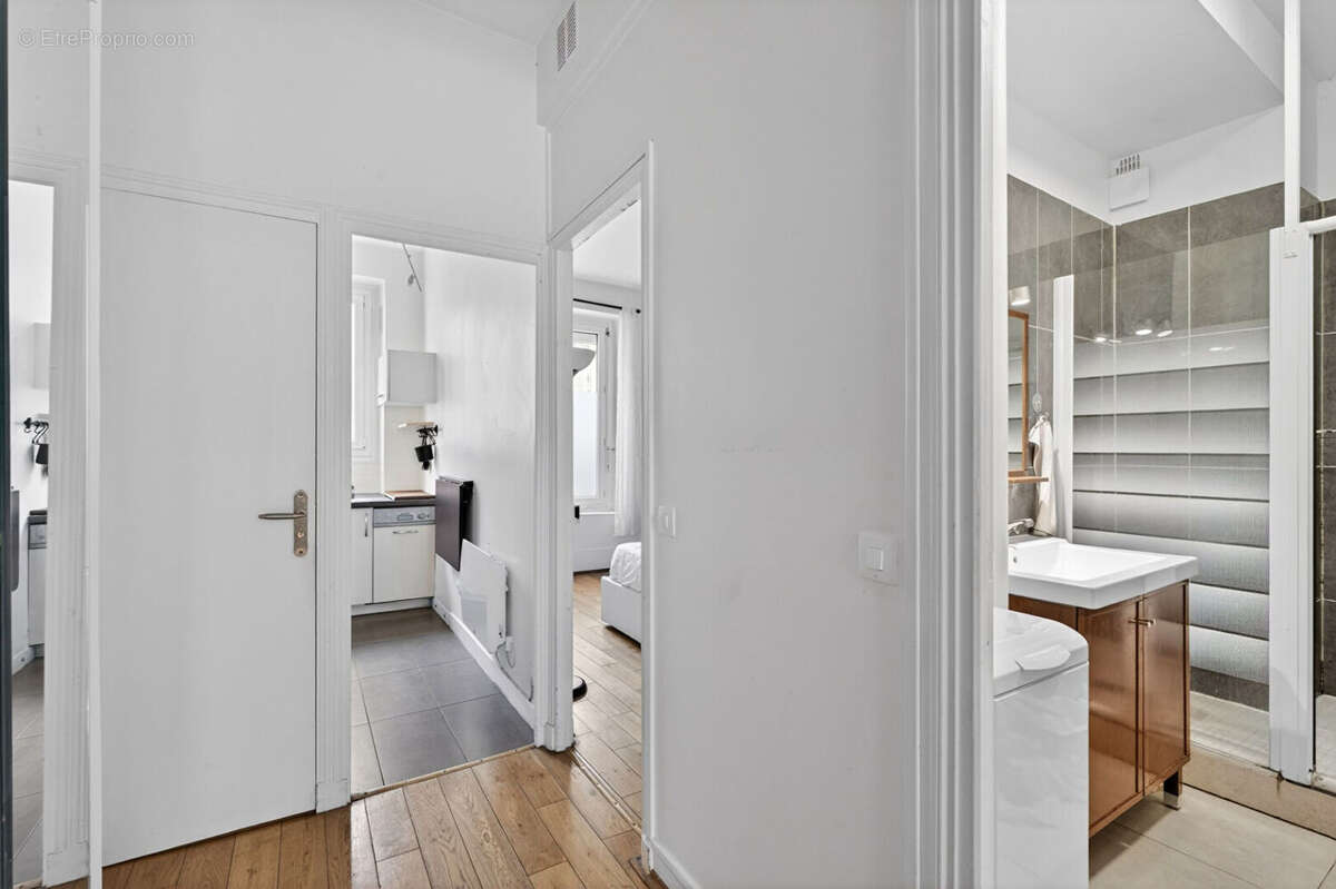 Appartement à PARIS-18E